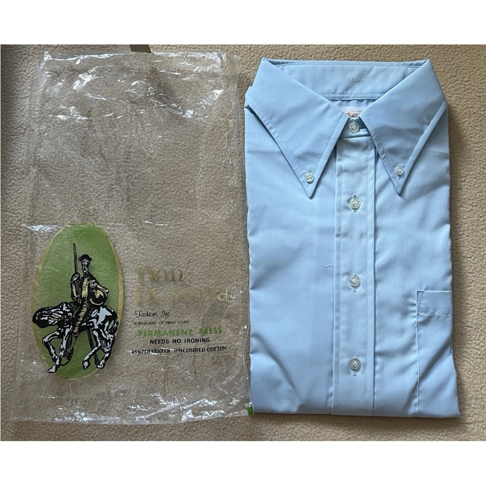 *NEW Vintage Don Quixote
Solid Blue Button Up Long Shirt
Adult Men's 33-Medium